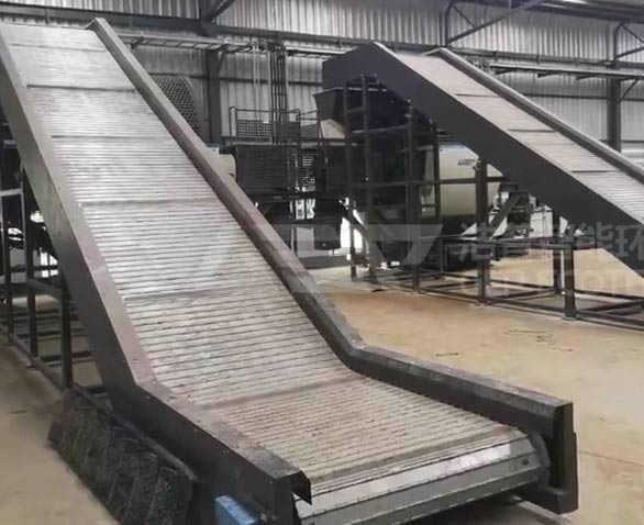 廢舊輪胎破碎裂解生產(chǎn)線項目現(xiàn)場視頻